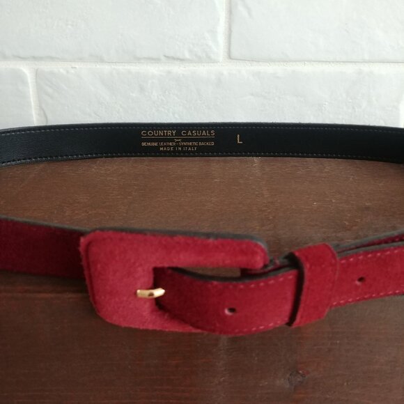 Vintage Country Casuals made in Italy real red suede leather belt gold detail L - Picture 2 of 11